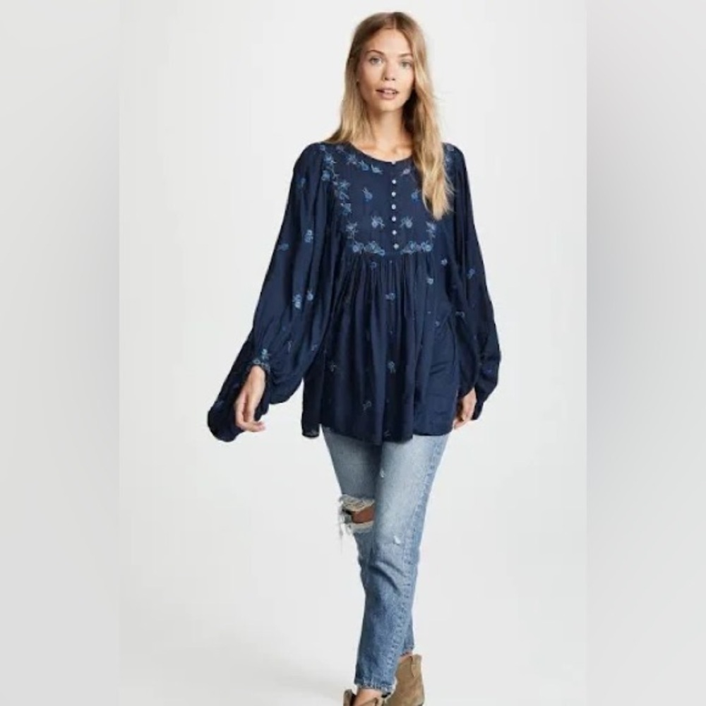 Free People Navy Kiss from A Rose Embroidered Tunic size small